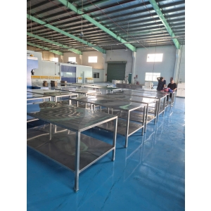 BÀN QC KIỂM HÀNG