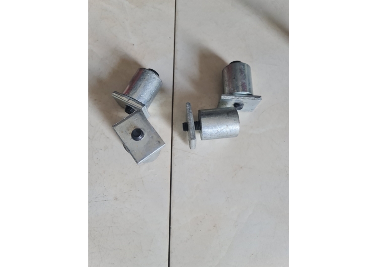 CON BỌ SẮT CỮ BÀN IN